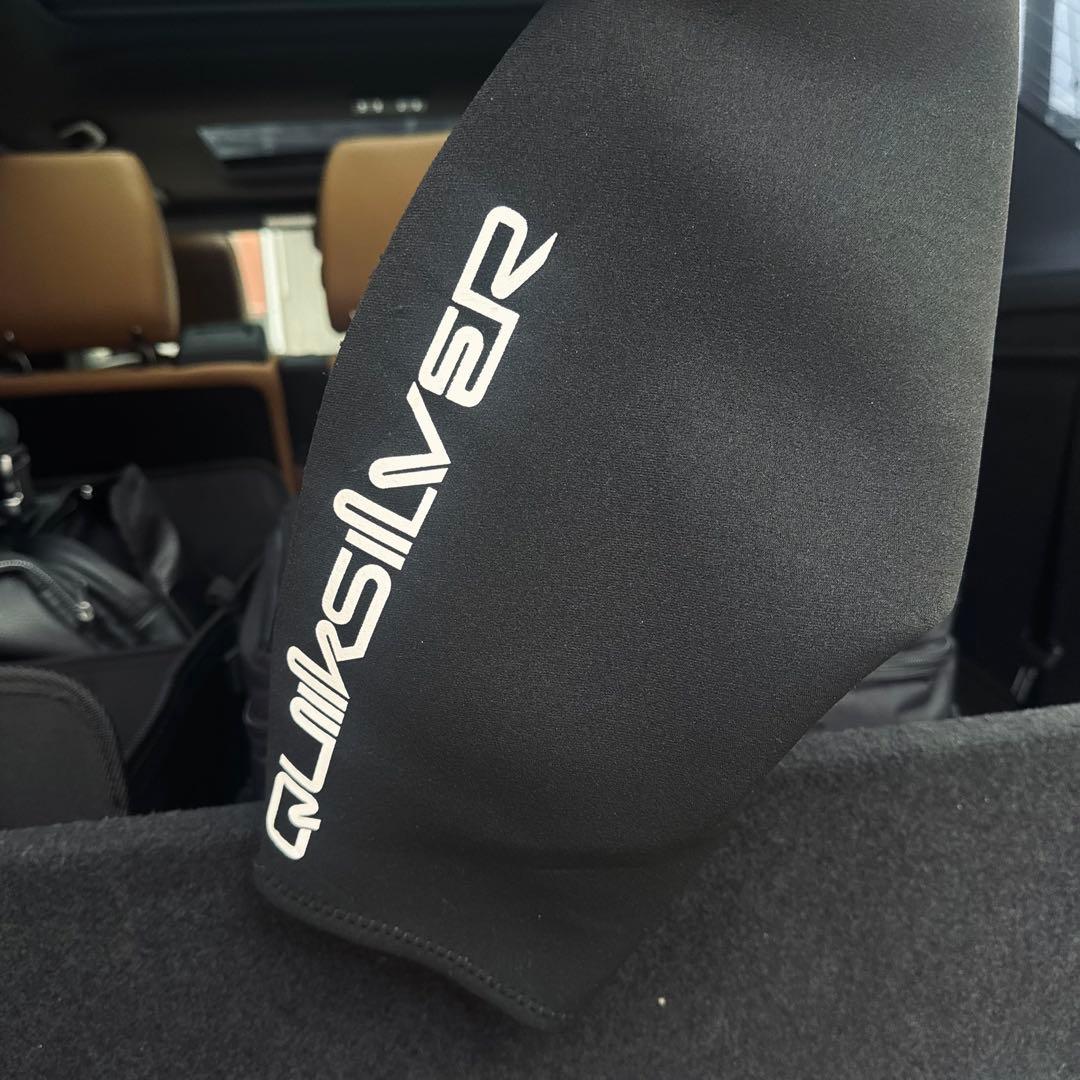 美品 クイックシルバー スプリング ウェットスーツ M サーフィン ハンガー付き