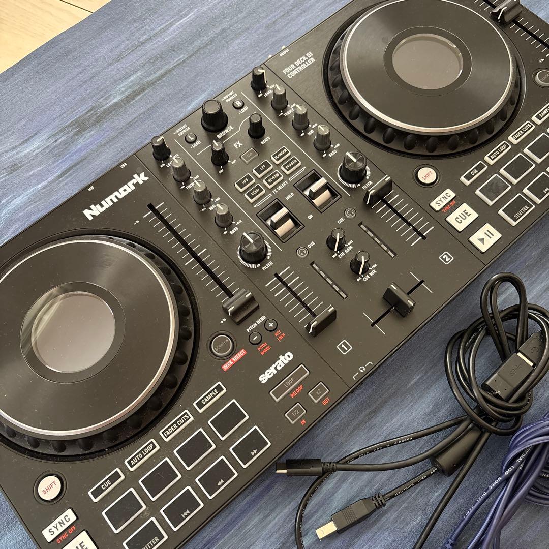 Numark Mixtrack Platinum FX /最終値下げ