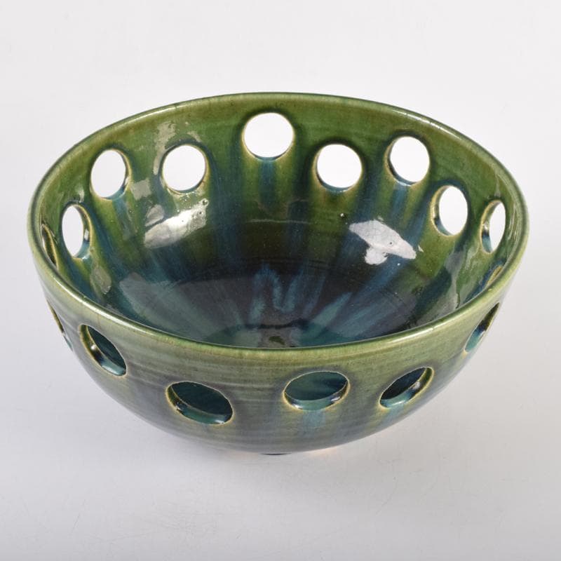 美濃焼　加藤光右衛門作　織部　水玉透かし鉢　共箱　C　6951A