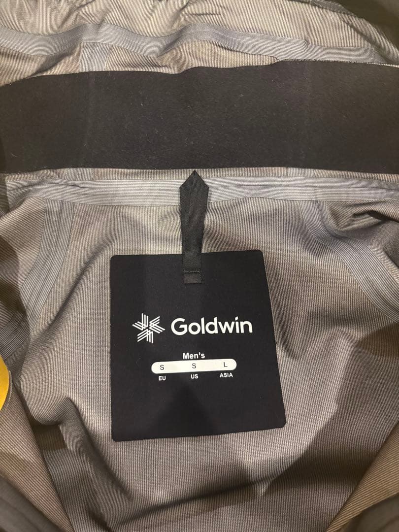 ゴールドウィン　スキーウェア