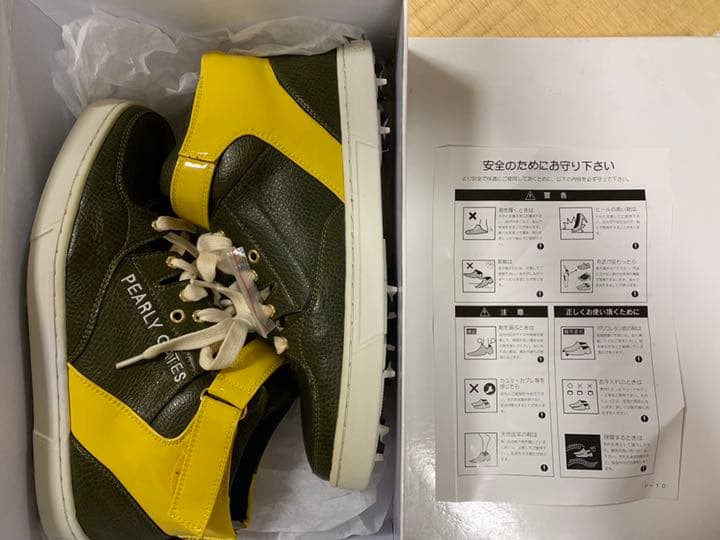 ゴルフシューズ