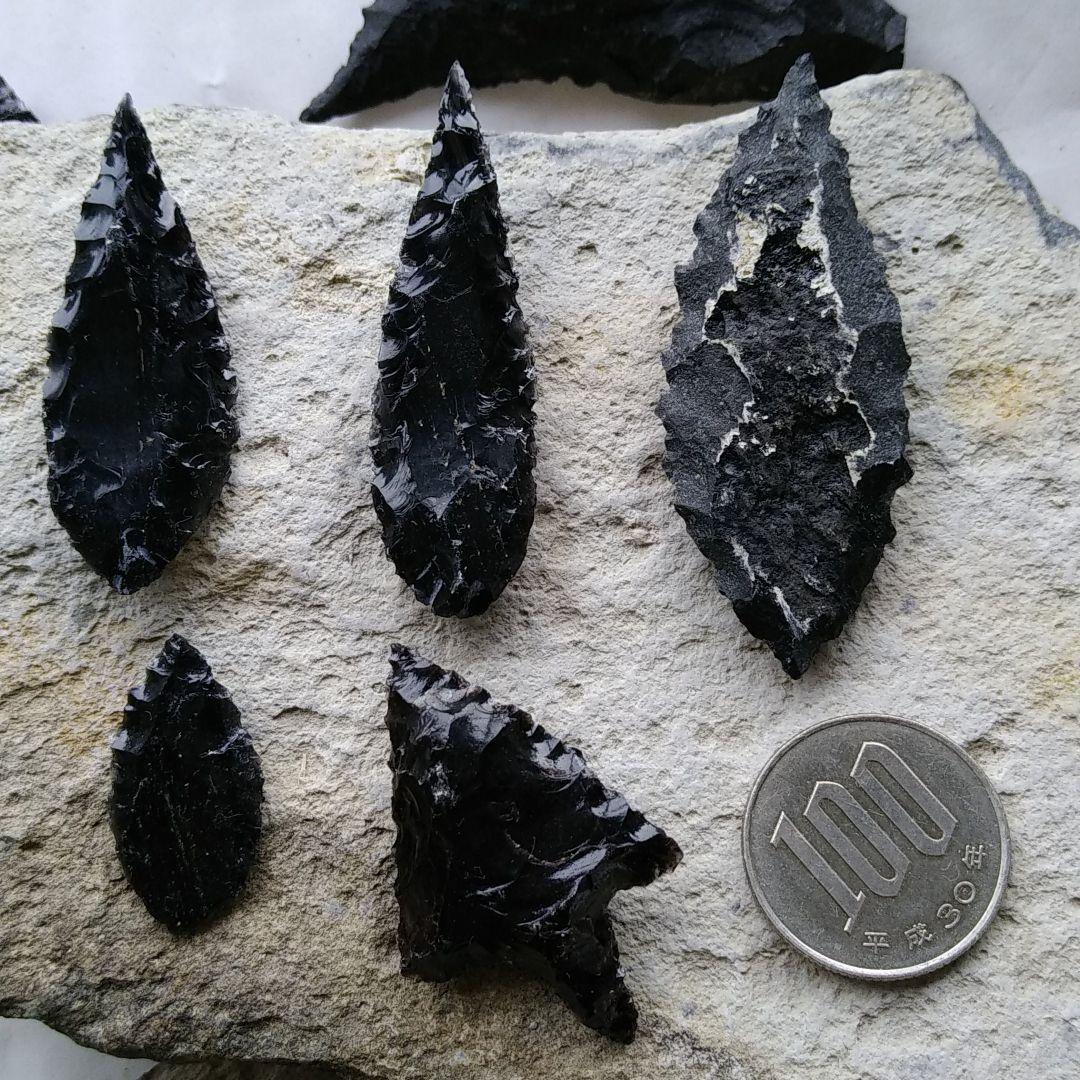 縄文時代石器　模写　　黒曜石　サヌカイト　　　210　パワーストーン