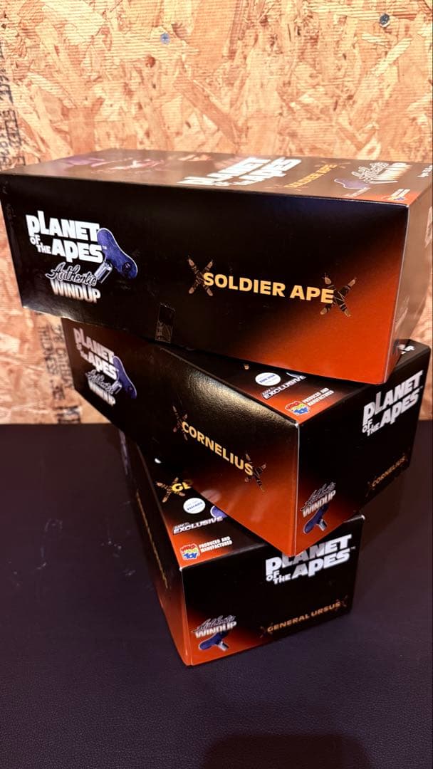 MEDICOM TOY bape 猿の惑星　ブリキフィギュア　3種セット