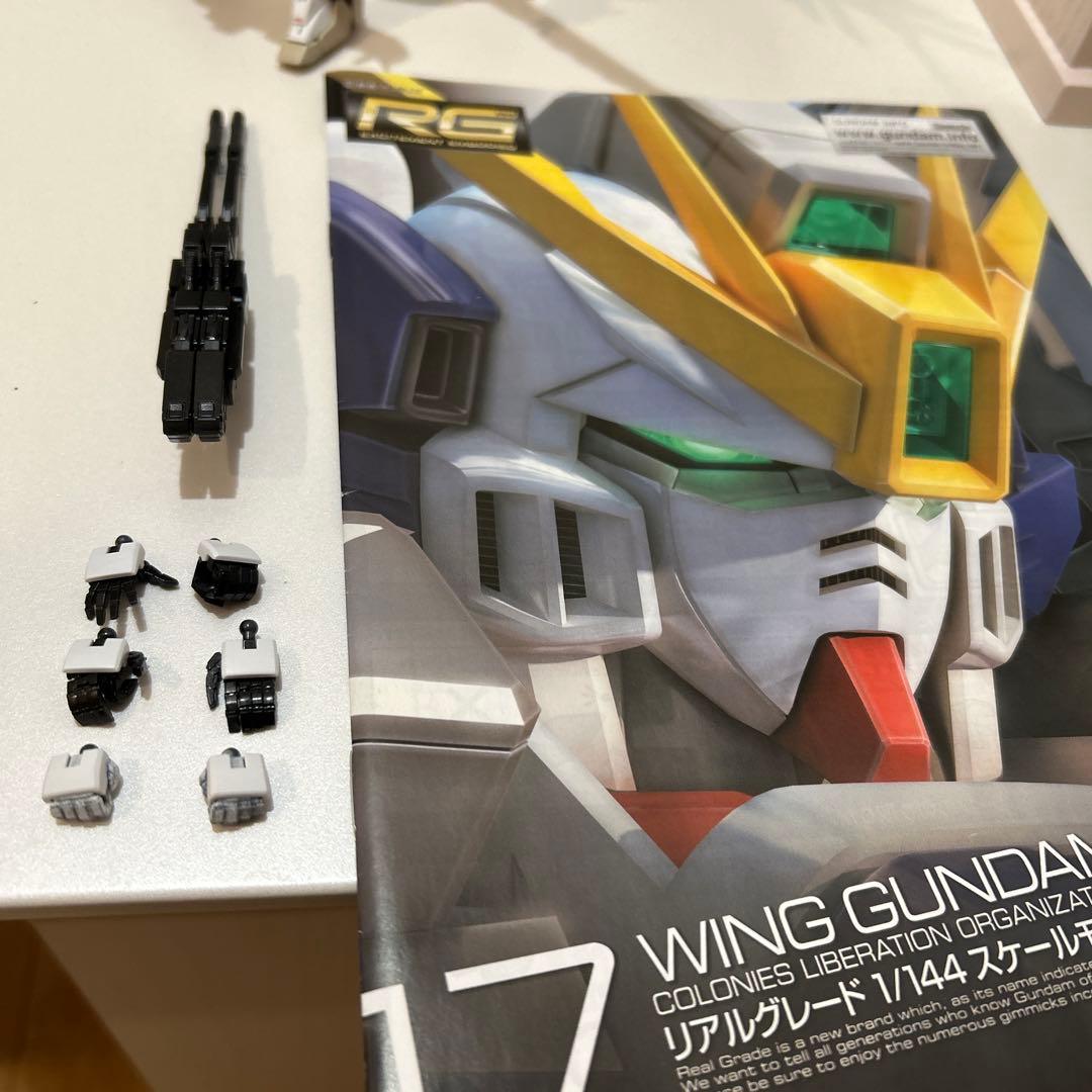 RG ウイングガンダムゼロ　EW 塗装完成品