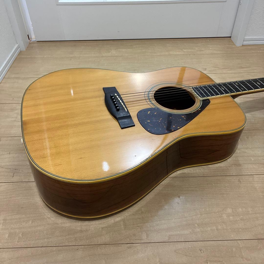 弦高低い調整済み　YAMAHA オレンジラベルfg-401 素晴らしい音です