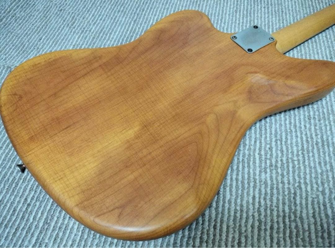 ［美品］ハンドメイド　ジャガー　エレキギター