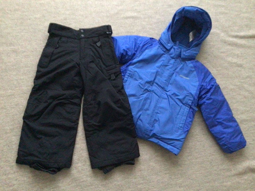 【美品】パタゴニア　スノーウェア上下　3-4歳　95-100cm キッズ