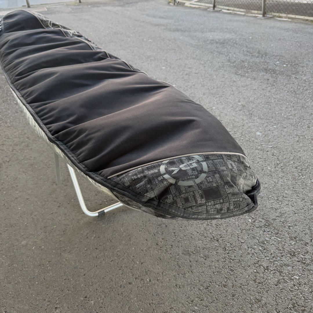 中古美品　DAKINE サーフボード　ケース　ハード　黒　7’7ftまで収納可能