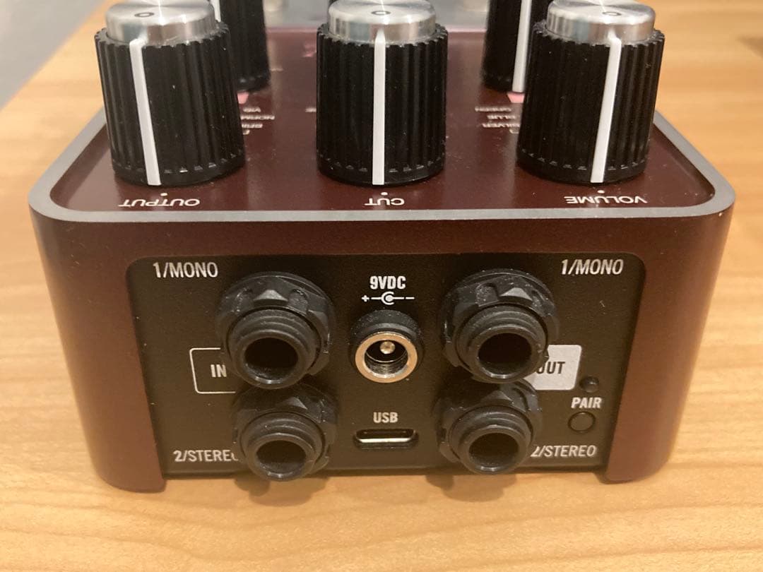 UAFX Ruby ギターエフェクター