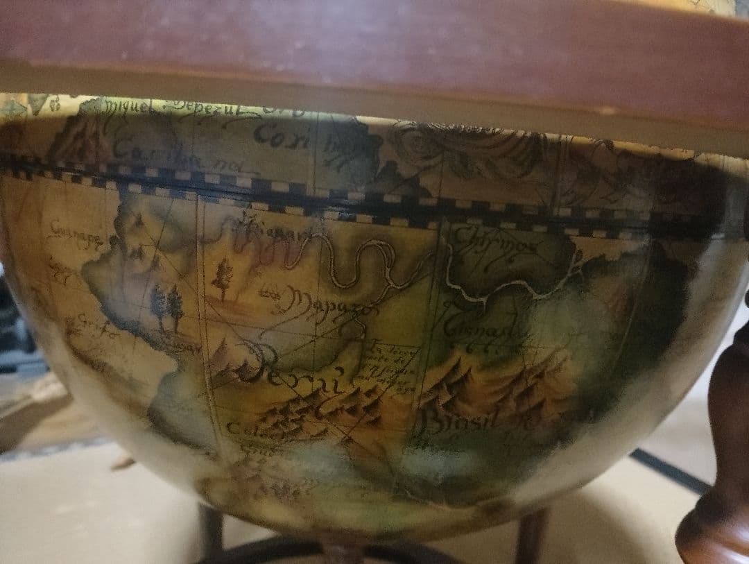 木製古地図風地球儀