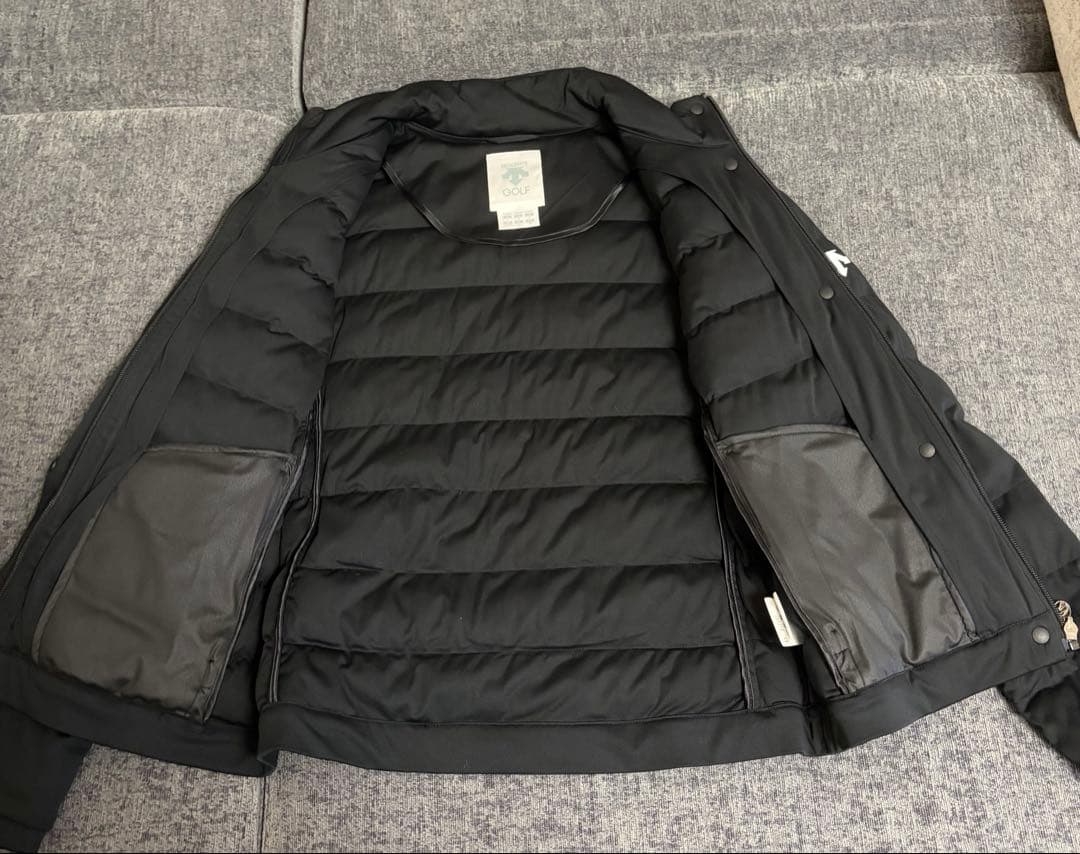 デサントゴルフ　フルジップ中綿ブルゾン　ジャケット　ストレッチ　撥水