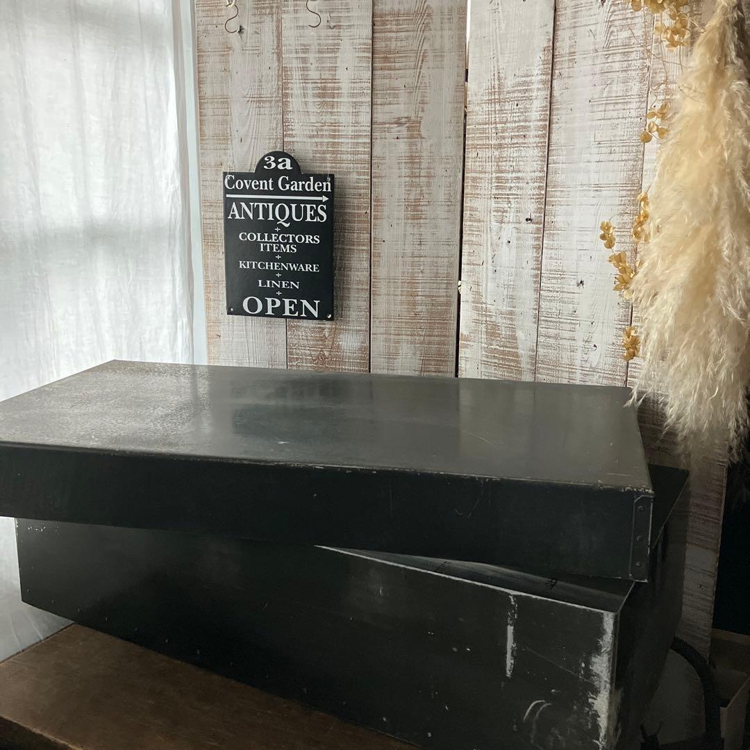 ヴィンテージ　リベット　アルミコンテナ　アルミBOX