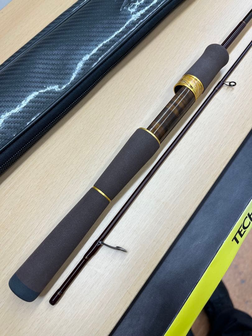 ロデオクラフト　ホワイトウルフ62MLR エリアトラウト　フォーナイン999.9