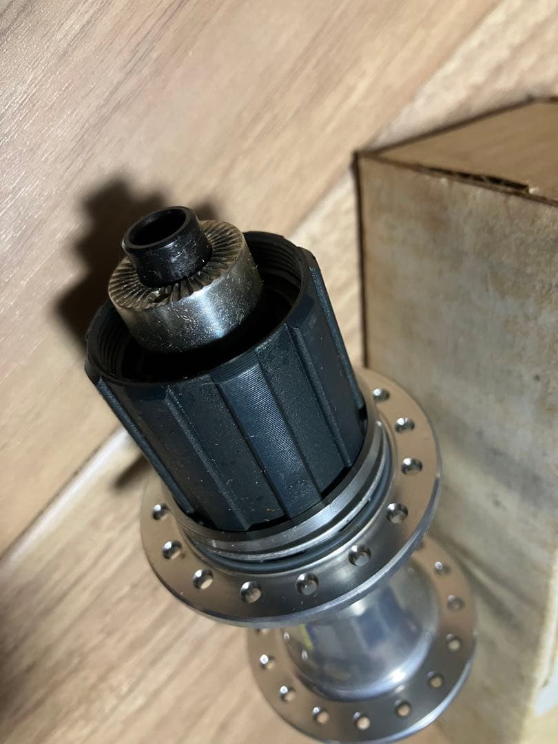 リアハブ　Ringle Super Eight MTB リングル