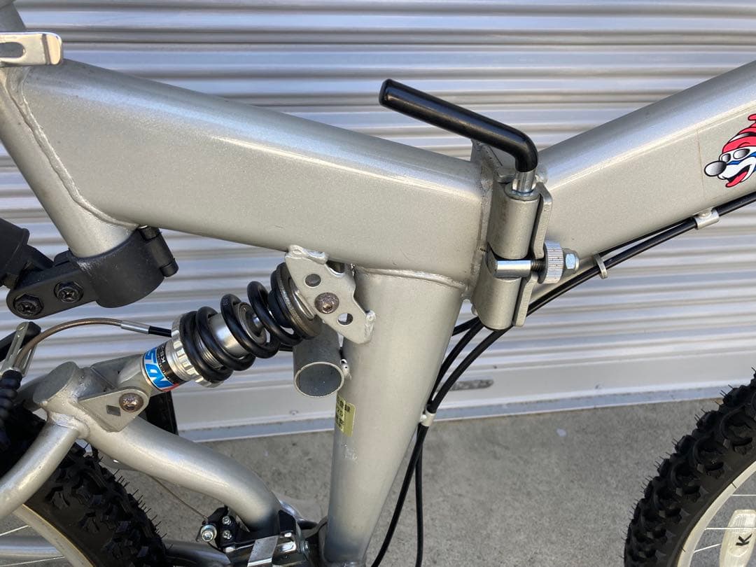 UGO片山右京モデル　折りたたみマウンテンバイク