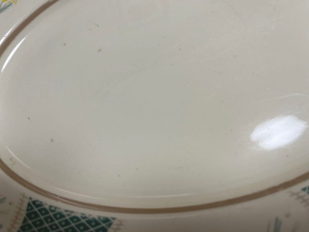 スージークーパー パネルスプレイオーバルプレート　30cm