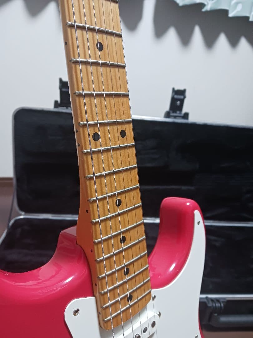 Fender usa Vintage Hot Rod ’50s 　グロスラッカー