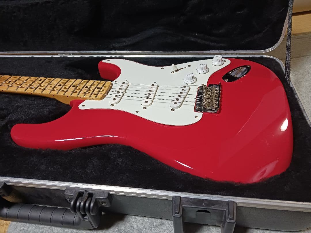 Fender usa Vintage Hot Rod ’50s 　グロスラッカー