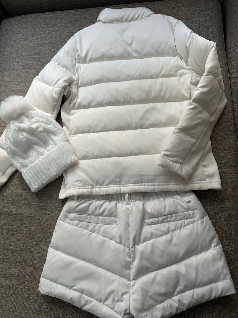 お値引！キスオンザグリーン ダウン セットアップ