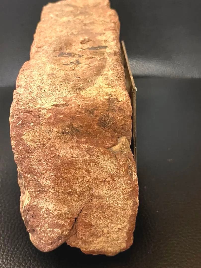 ビートルズ　キャヴァーンクラブ　LIVEハウス　解体レンガ5000分の1