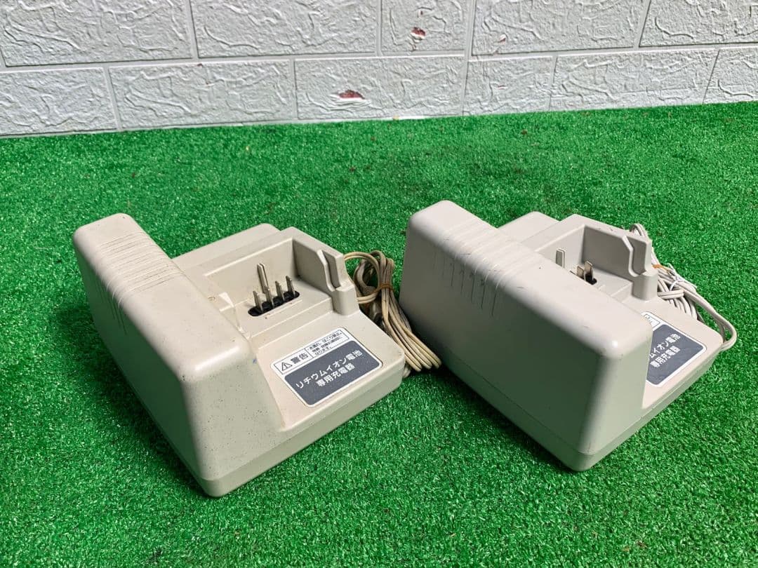 Panasonic 電動自転車バッテリー充電器2つセットNKJ033B