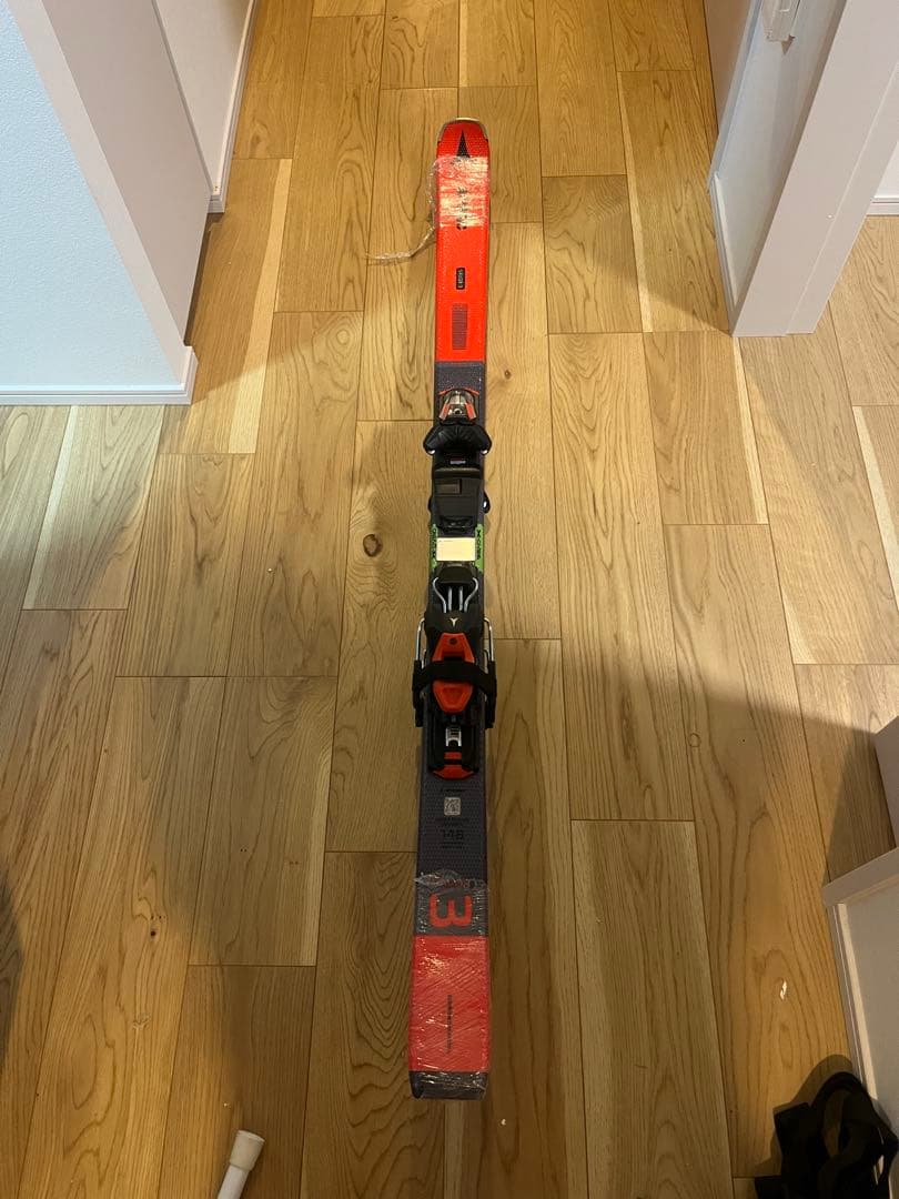 スキー板　ATOMIC Slavor3 148cm 100cmストック付
