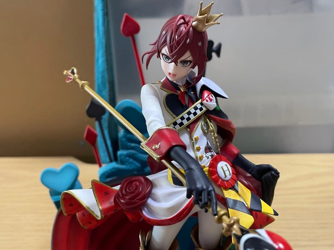 ツイステッドワンダーランド リドル・ローズハート 1/8スケールフィギュア