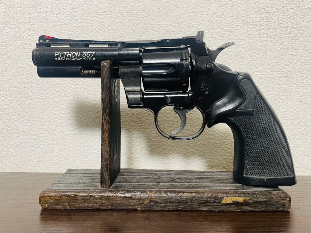 MGC コルトパイソン4インチ　モデルガン