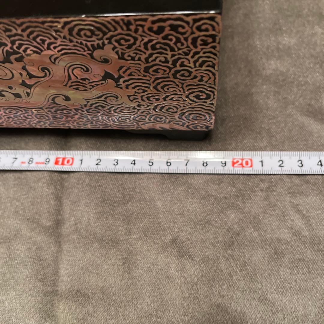 作家　漆器 ドラゴン模様の箱