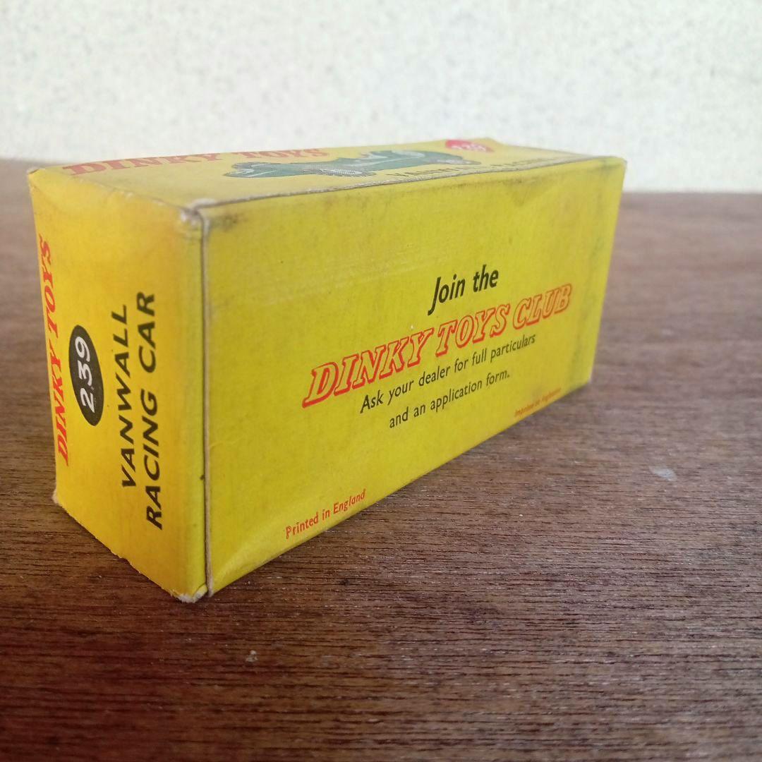 DINKY TOYS 　239 　VANWALL RACING CAR