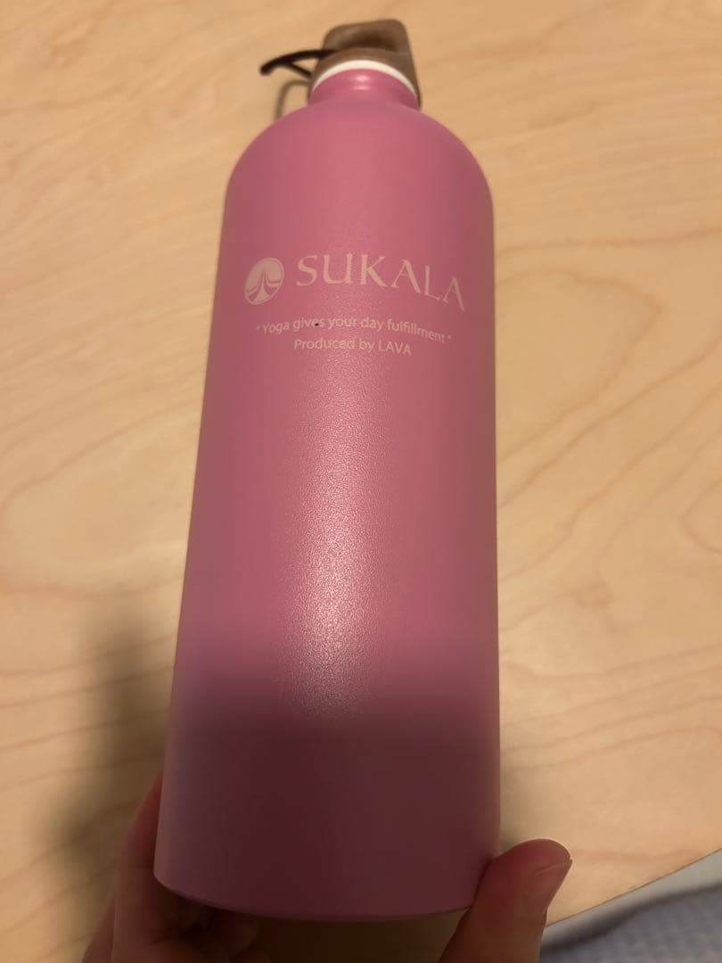 【美品】LAVA エンブロイダリーヨガウェアセット➕水素水ボトル