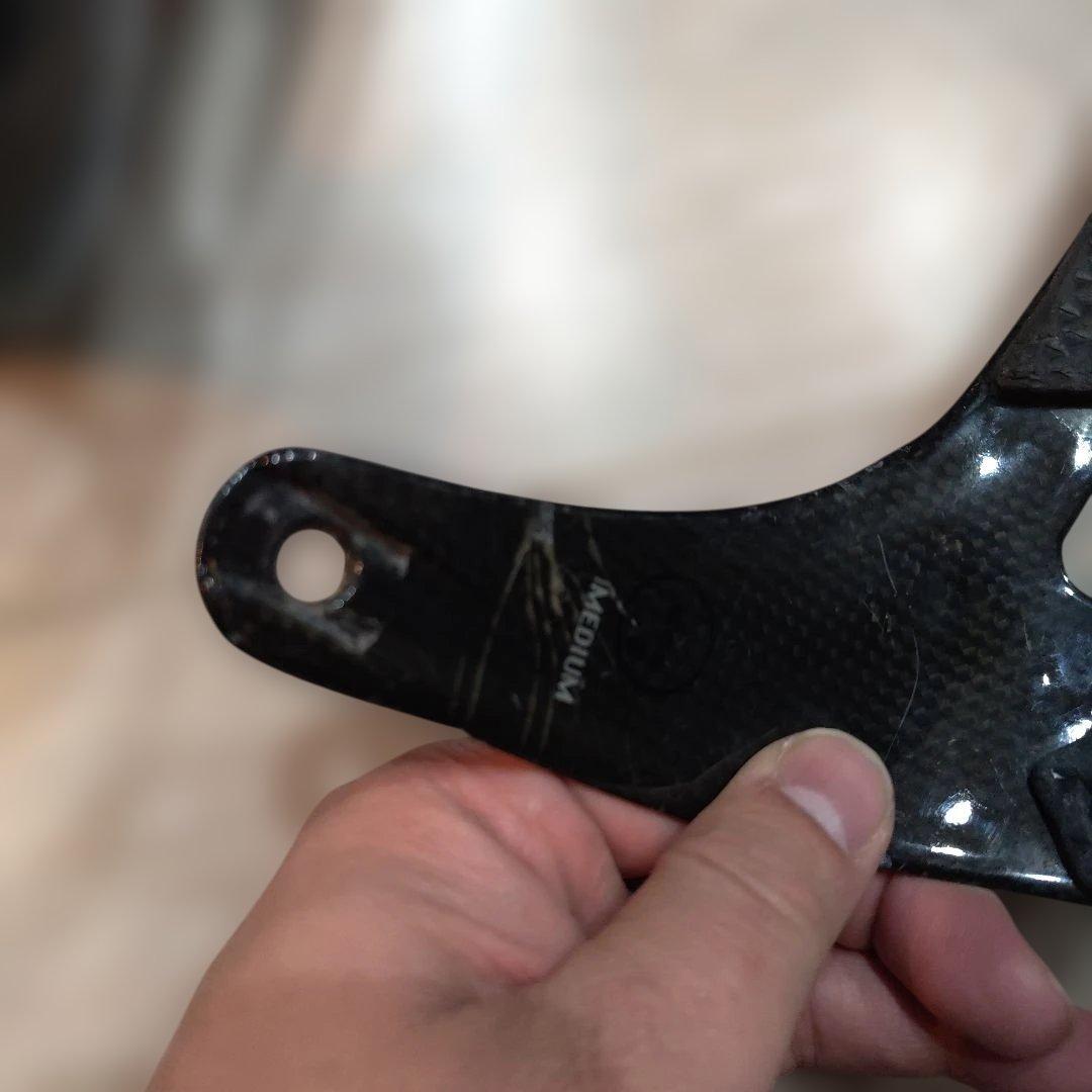 U【閲覧数130】2007c60. 2個セット カーボンスノボビンディング