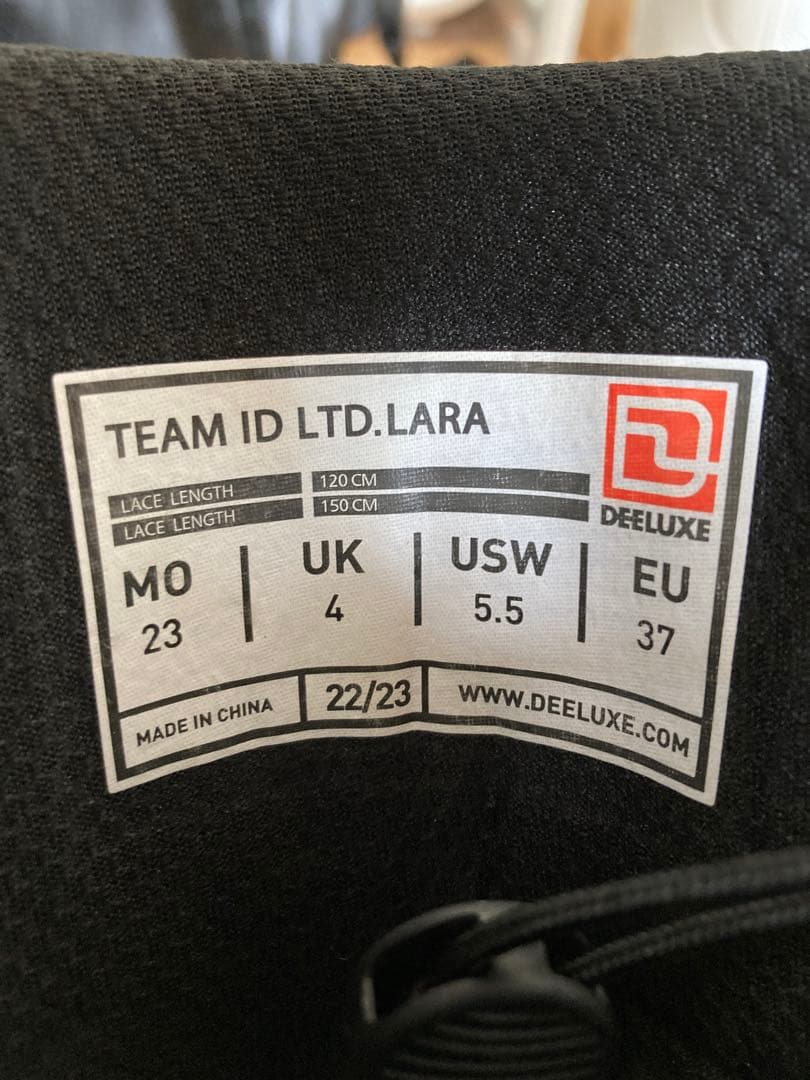 23cmDEELUXEスノーボードブーツ