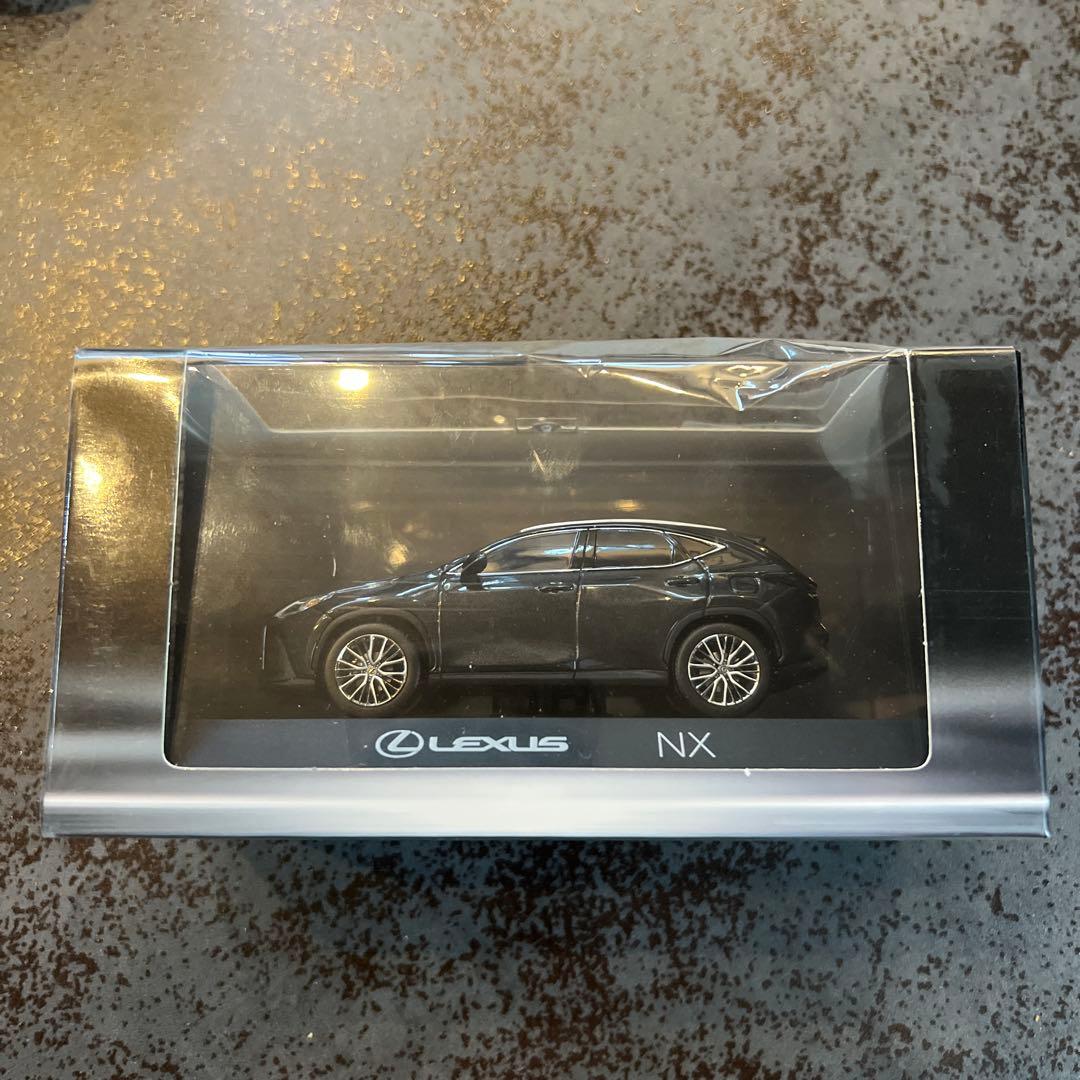 LEXUS NX 450h+ スケールモデル