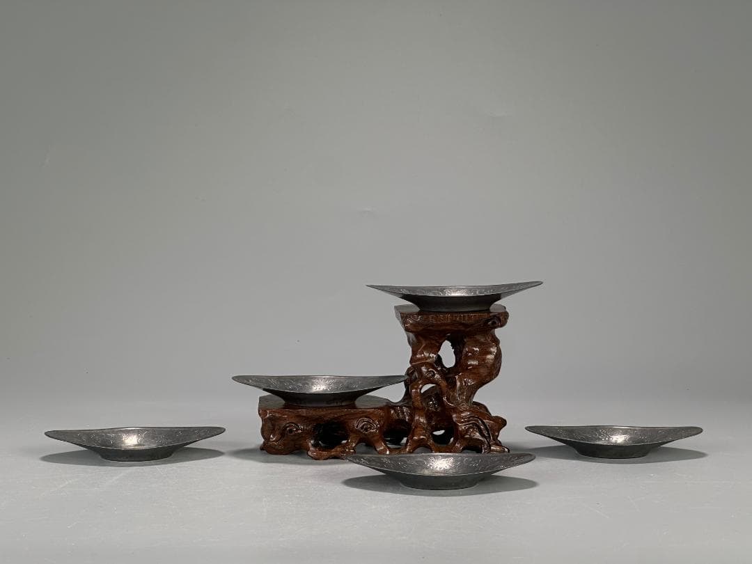 25.10.8-1 煎茶道具　錫製　鳳凰文茶托　五客