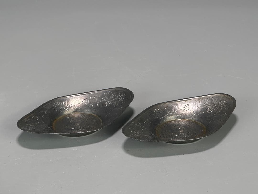 25.10.8-1 煎茶道具　錫製　鳳凰文茶托　五客