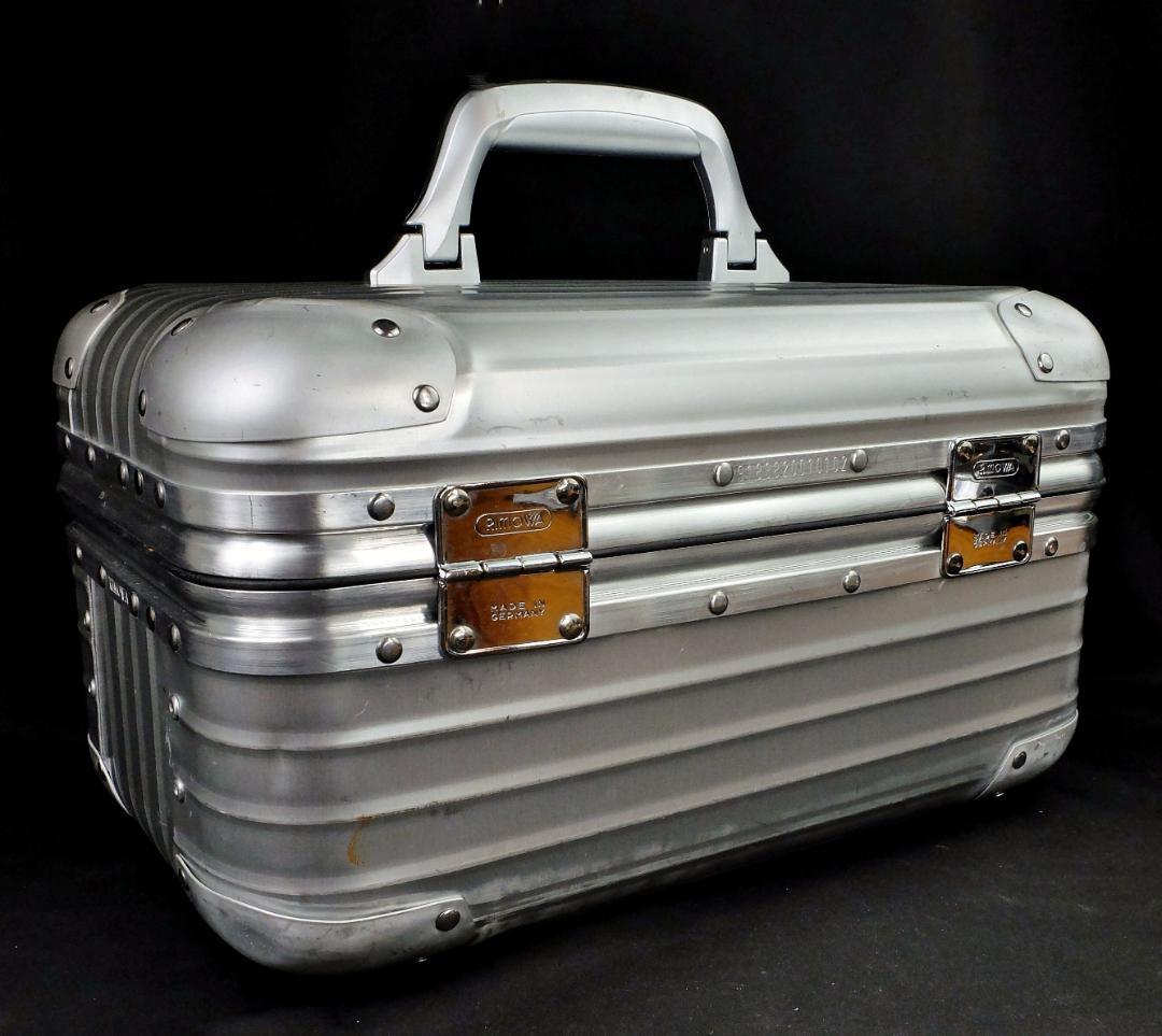 リモワ 918.38 トパーズ『Lufthansa』ALビューティケース 17L