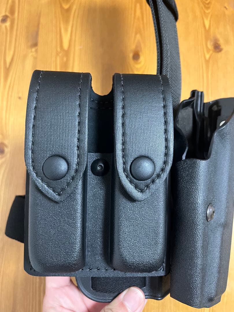 サファリランド 6004 グロック 17 22 レッグホルスター マグポーチ付