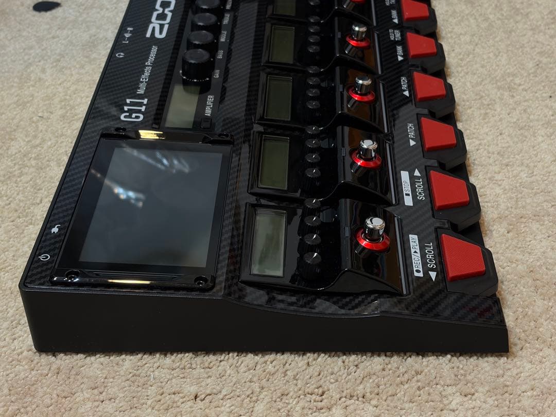 ZOOM G11　Multi Effecter マルチエフェクター　ズーム