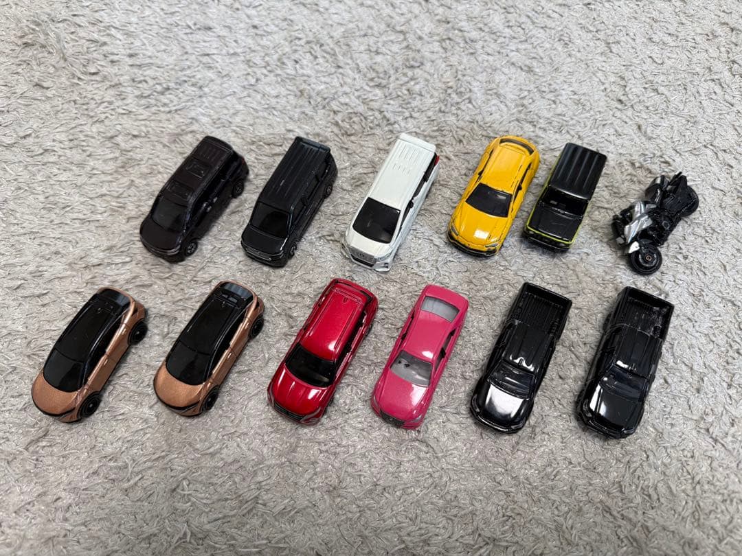 トミカ ミニカー 146台 トラック付き まとめ売り 大量 中古