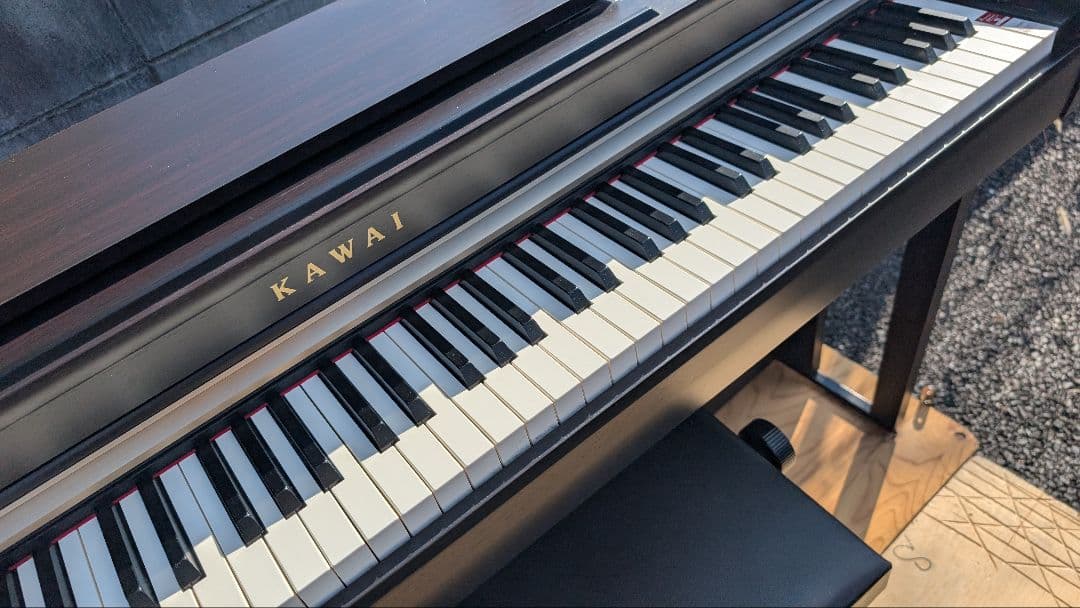 送料込み KAWAI 電子ピアノ CN27R 2016年製 ほぼ未使用新品レベル