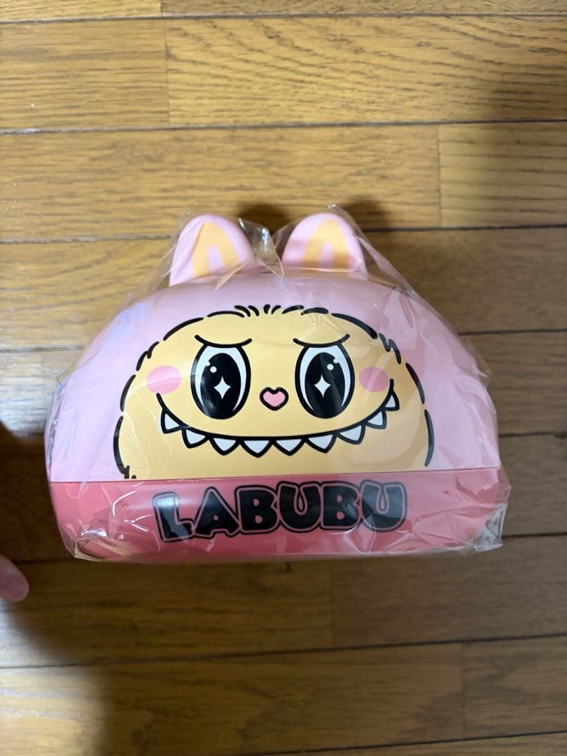 LABUBU ラブブ グッズ　まとめ売り　色々セット 未使用　座布団　水筒