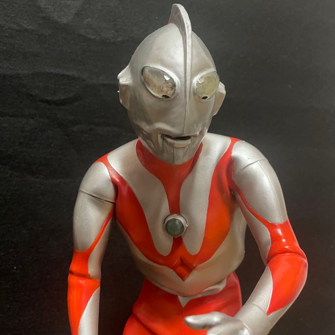 海洋堂ウルトラマン リペイント完成品