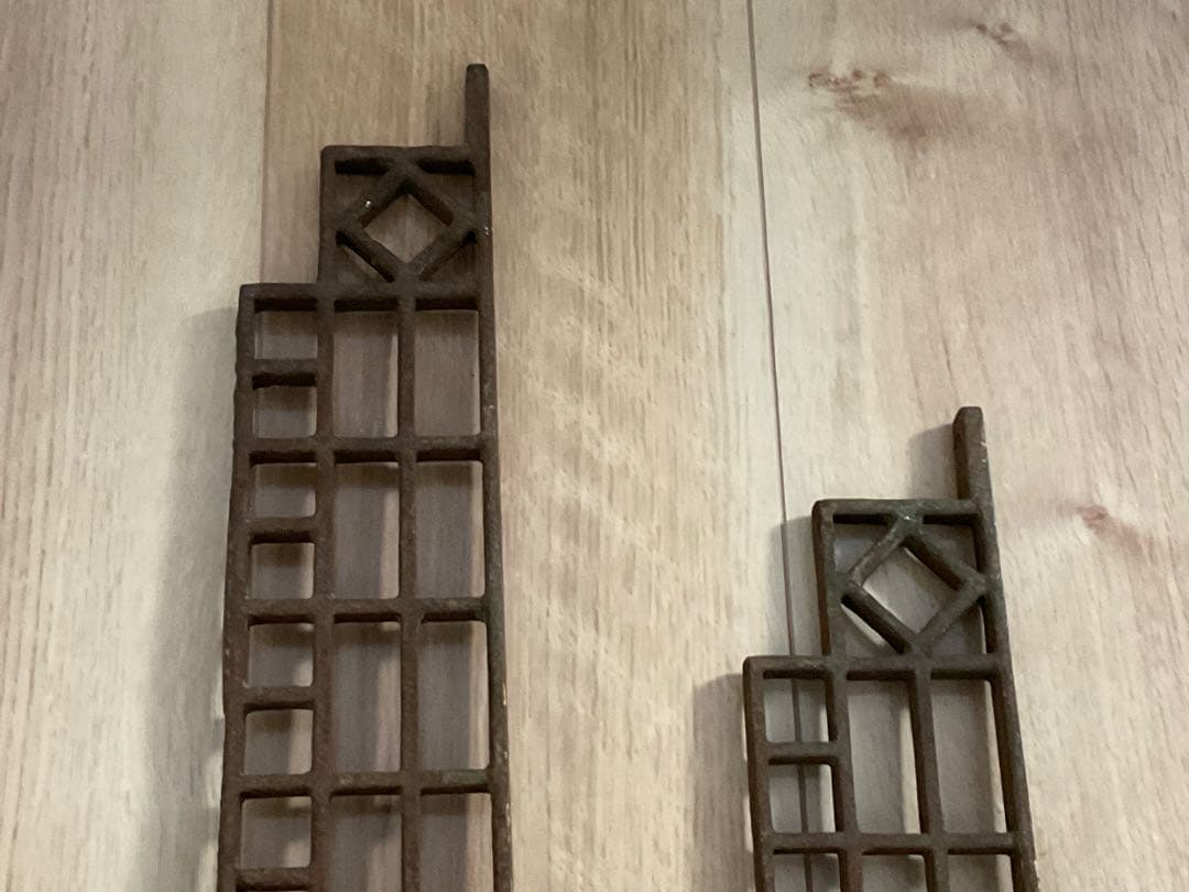 ヴィンテージ　アングル　L字型棚受け　アイアンブラケット　古鉄　古道具