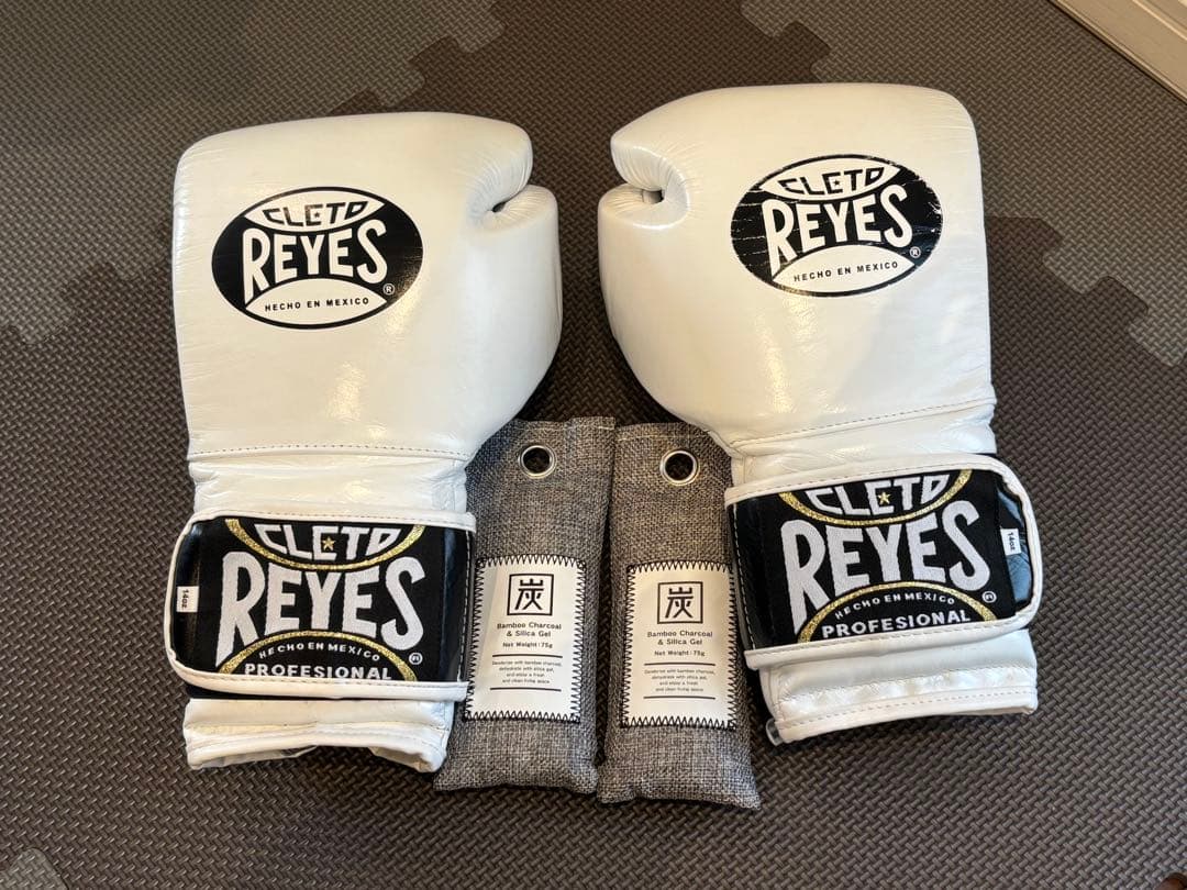 CLETO REYES レイジェス グローブ 14オンス レザー 白　ホワイト