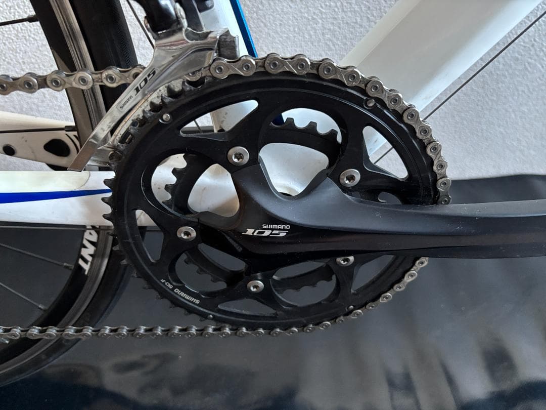 GIANT DEFY COMPOSITE3　2013　105に変更　札幌