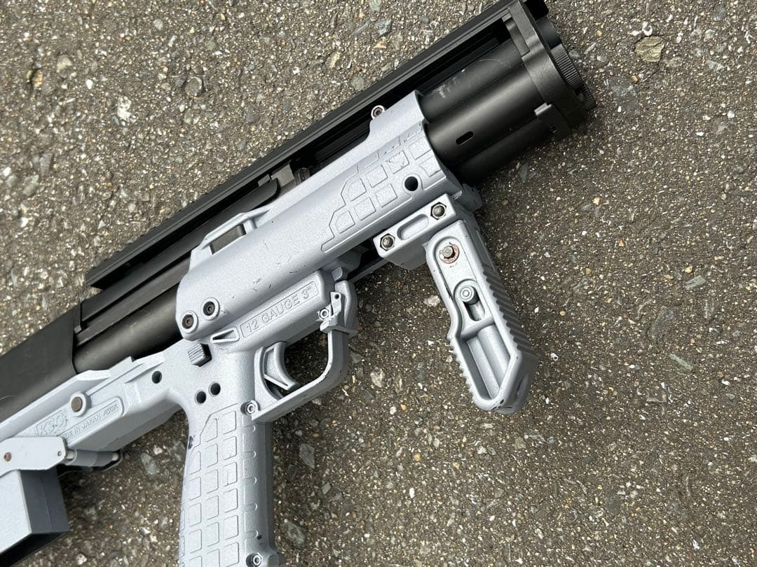 東京マルイ KSG ガスショットガン（塗装 サラマンダー装着 動作未確認