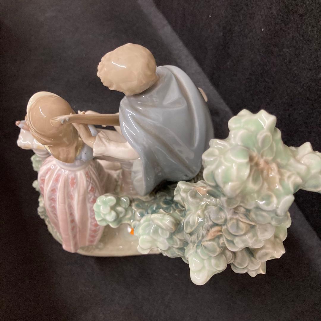 リヤドロ　セレナーデ　フィギュリン　陶器人形⭐︎