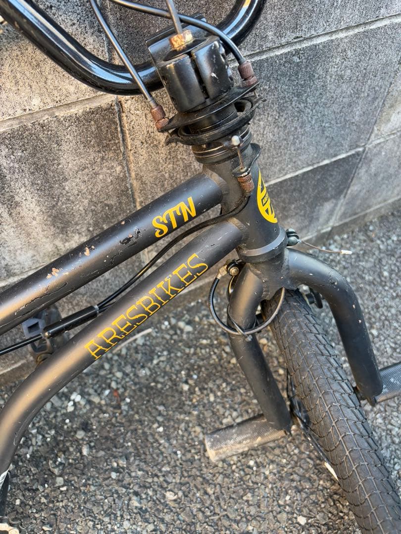 土日祝直接引き取りのみ　ARES BIKES STN BMX バイク