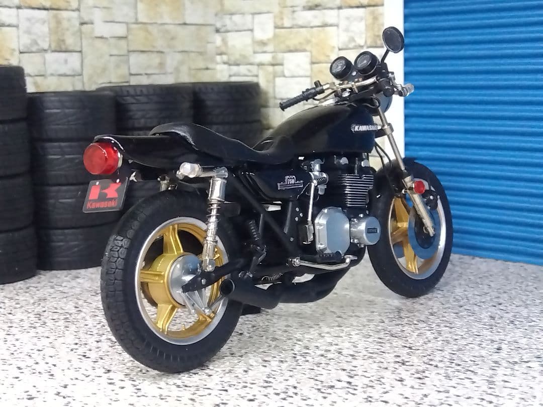 1/18ミニカー マルサン鉄馬プロジェクト カワサキ 750RS ZⅡ カスタム